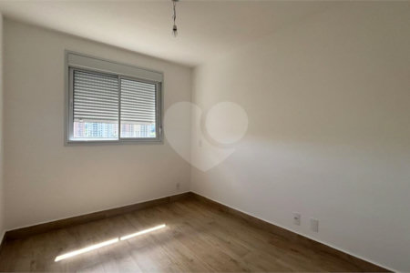 Apartamento à venda com 3 suítes em Santo Amaro, São Paulo, SP