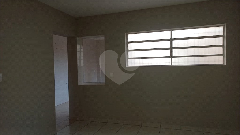 Sobrado à venda com 4 quartos, sendo 1 suíte, em Vila Mazzei, São Paulo, SP
