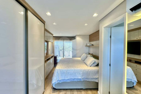 Casa à venda com 2 suítes no condomínio Gran Loft, Cotia - SP