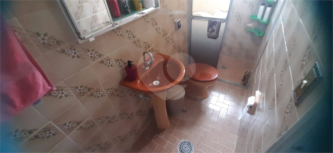 Sobrado à venda com 4 quartos, sendo 1 suíte, em Jardim Brasil (zona Norte), São Paulo, SP