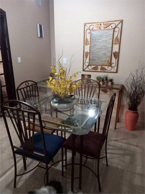 Casa à venda com 3 quartos, sendo 1 suíte, em Bosque, Vinhedo, SP