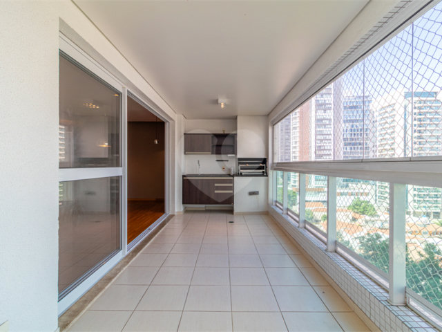 Apartamento à venda com 2 suítes em Brooklin, São Paulo, SP