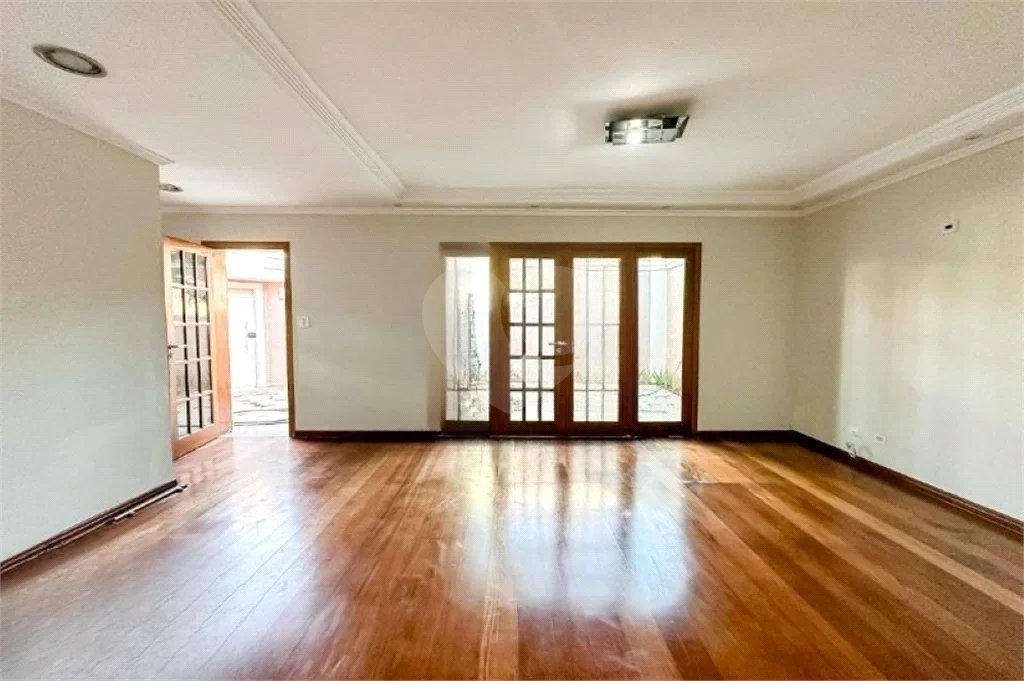 Casa à venda com 3 suítes em Vila Maria Alta, São Paulo, SP