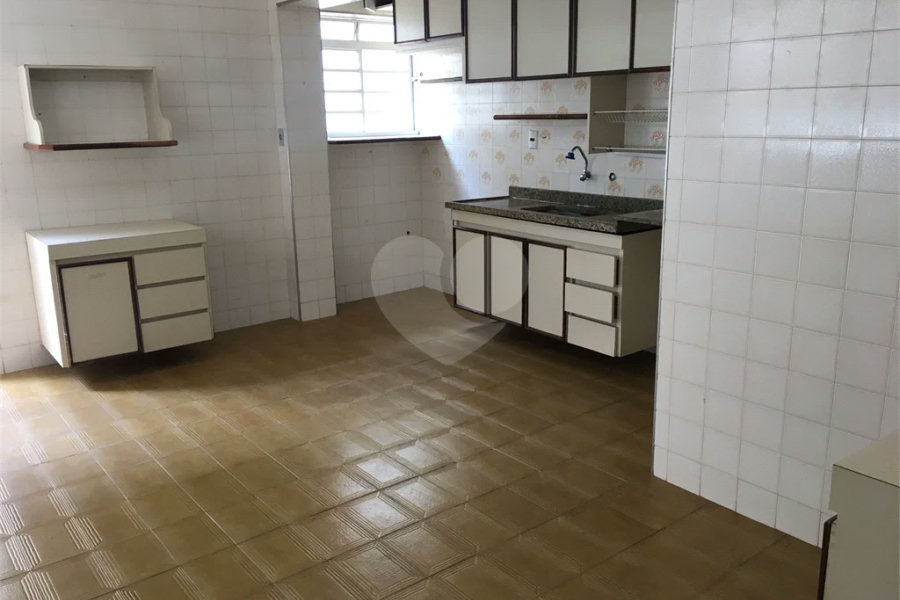 Casa à venda com 3 quartos, sendo 1 suíte, em Jardim São Paulo(zona Norte), São Paulo, SP
