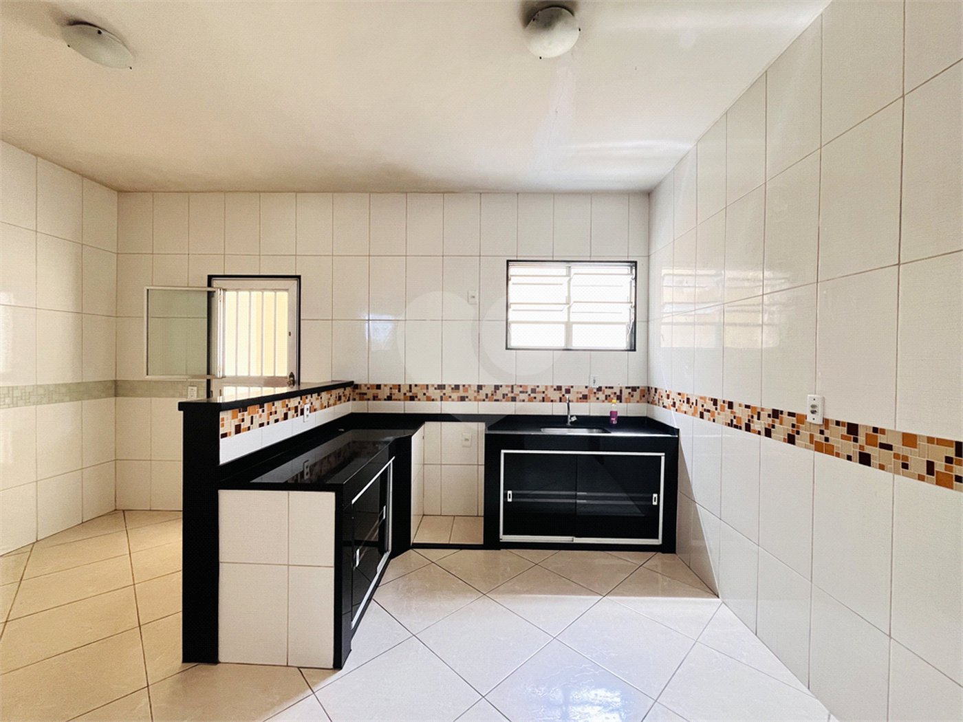 Casa à venda com 3 quartos em Campo Grande, Rio de Janeiro, RJ