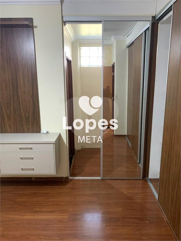 Casa à venda com 5 quartos, sendo 1 suíte, em Cidade Vista Verde, São José dos Campos, SP