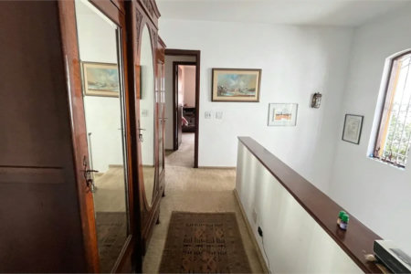 Casa à venda com 4 quartos, sendo 2 suítes,  em Lar São Paulo, São Paulo, SP