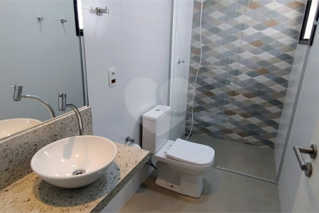 Casa à venda com 3 suítes no condomínio Porto do Sol, Valinhos - SP
