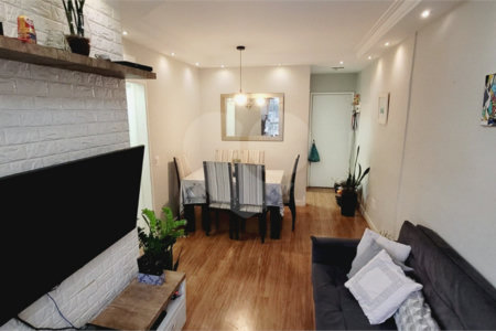 Apartamento à venda com 3 quartos, sendo 1 suíte, em Vila Isa, São Paulo, SP