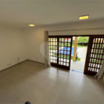 Casa à venda ou para alugar com 4 quartos, sendo 3 suítes, no condomínio Estância Marambaia, Vinhedo - SP