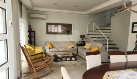 Casa à venda com 4 quartos, sendo 2 suítes,  em Vila Romana, São Paulo, SP