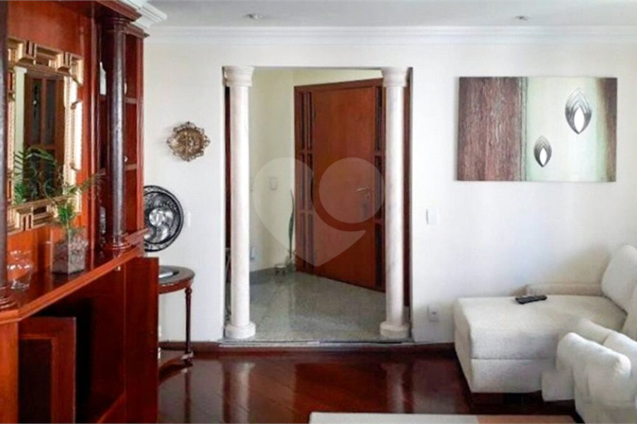 Apartamento à venda com 3 quartos, sendo 1 suíte, em Tatuapé, São Paulo, SP