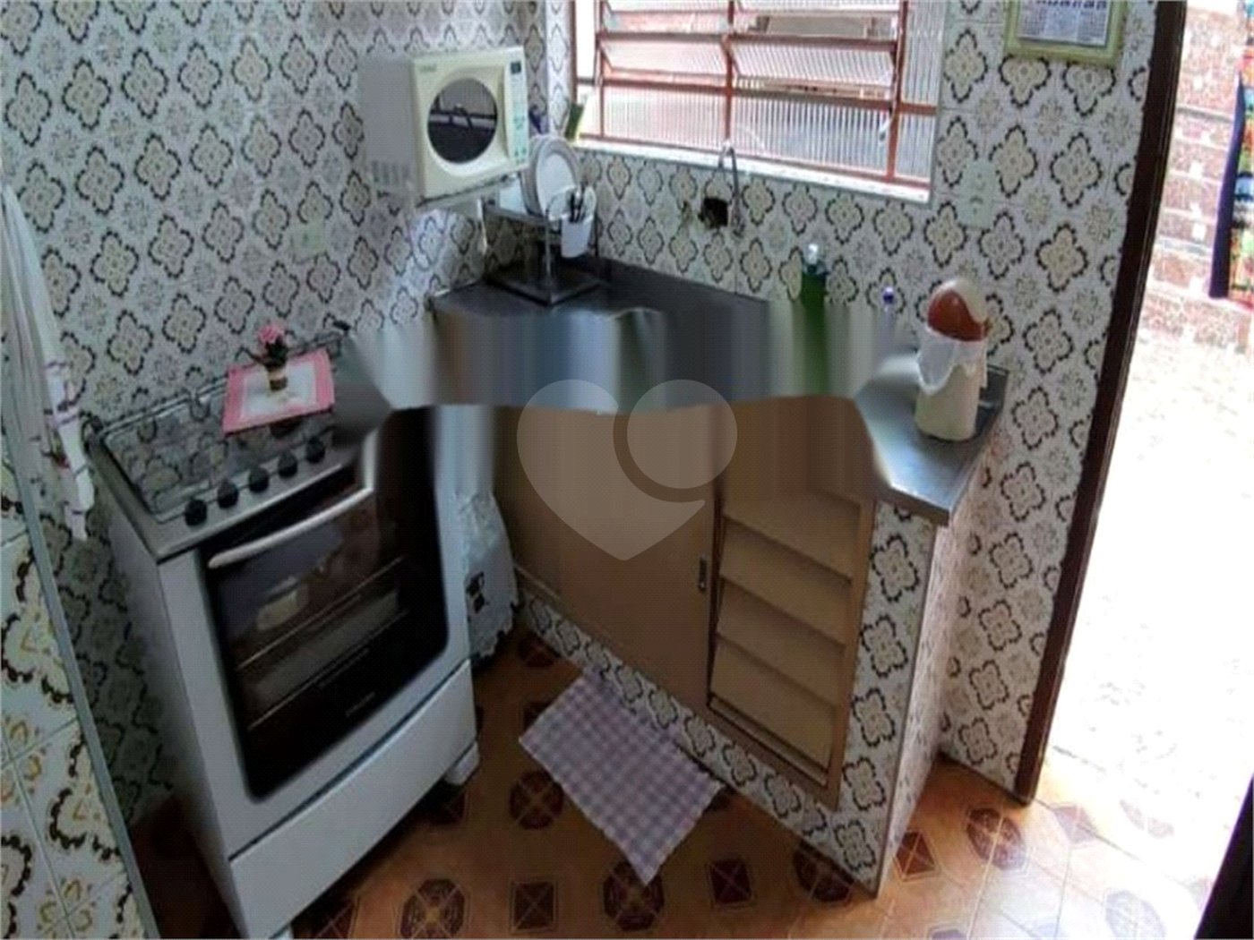 Sobrado à venda com 4 quartos, sendo 1 suíte, em Vila Constança, São Paulo, SP