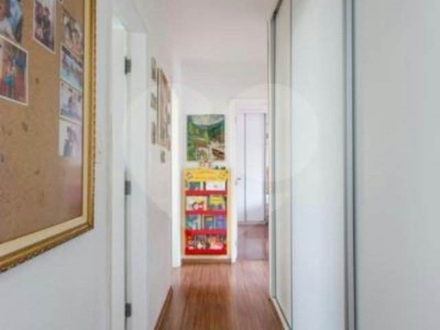 Apartamento à venda com 3 quartos, sendo 1 suíte,  em Vila Mariana, São Paulo, SP