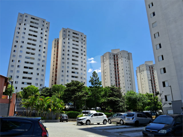 Apartamento à venda com 3 quartos, sendo 1 suíte,  em Vila Nova Cachoeirinha, São Paulo, SP