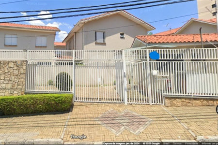 Casa à venda com 3 quartos, sendo 1 suíte, no condomínio Villa Sorrentina, São Paulo - SP