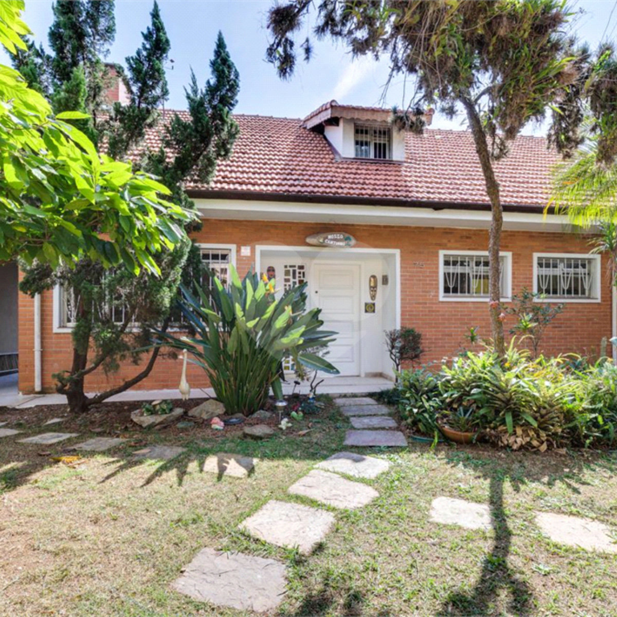 Casa Térrea à venda com 3 quartos, sendo 1 suíte, em Interlagos, São Paulo, SP