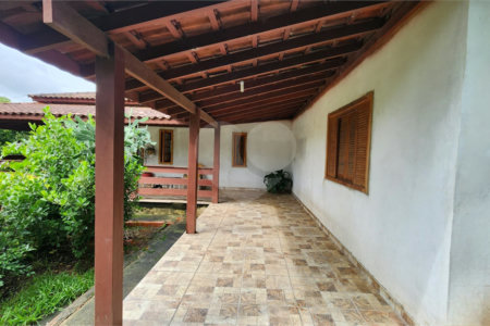Chácara à venda com 3 quartos, sendo 1 suíte, em Jardim Buru, Salto, SP