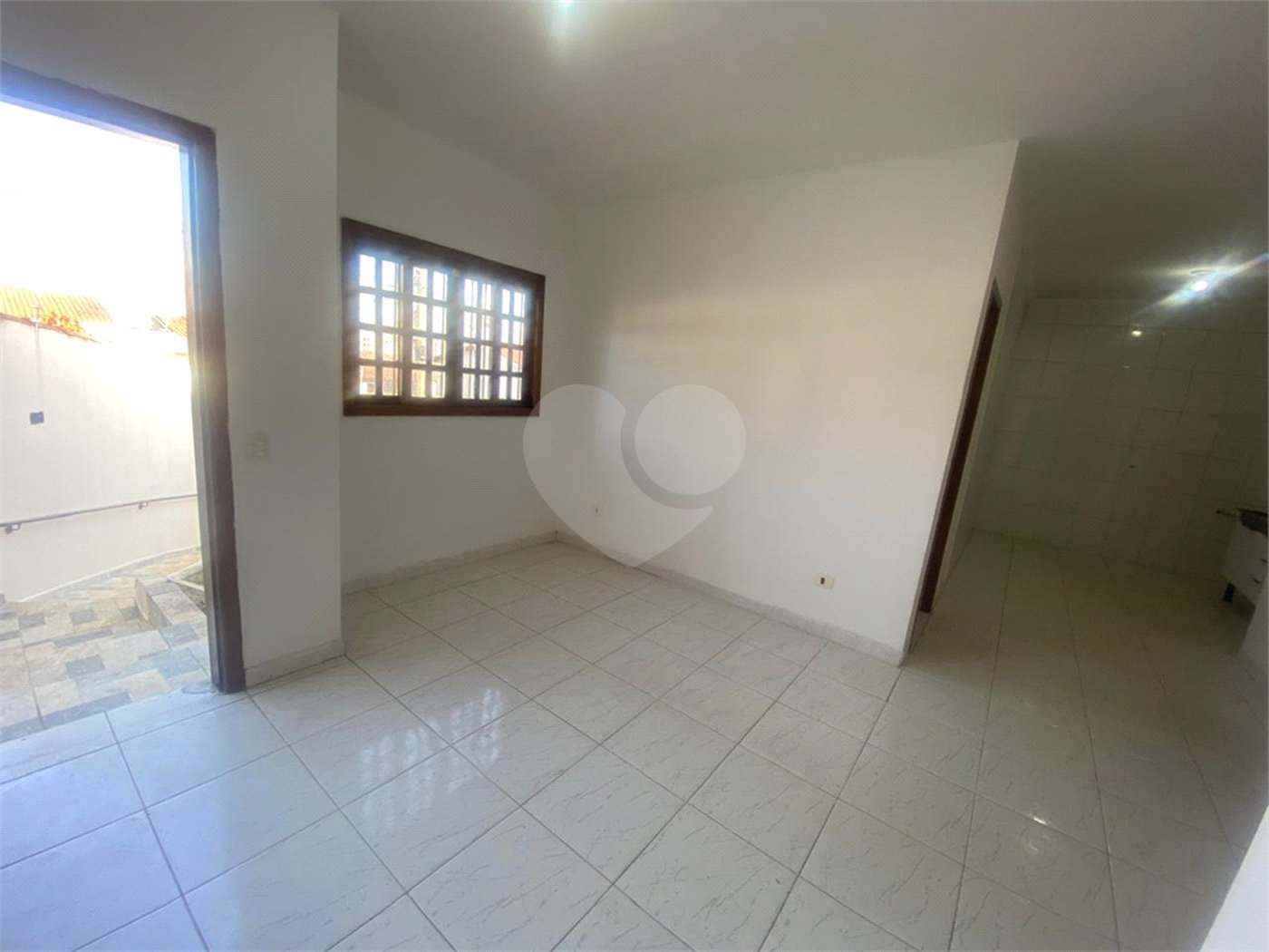 Casa à venda com 3 quartos, sendo 1 suíte,  em Vila Nova Cintra, Mogi das Cruzes, SP