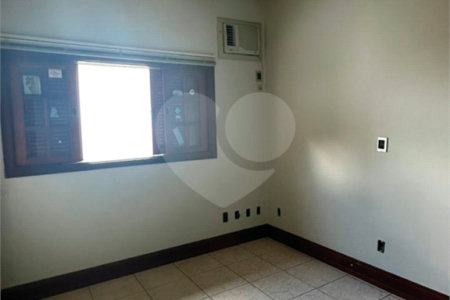 Casa à venda com 5 quartos, sendo 3 suítes, no condomínio Village Terras de Indaiá, Indaiatuba - SP
