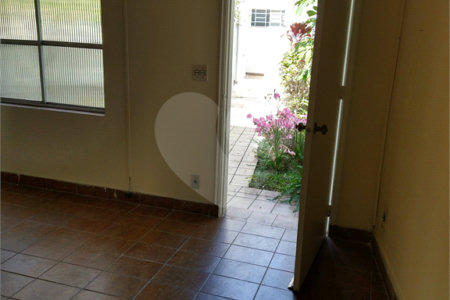 Casa à venda com 3 quartos, sendo 1 suíte, em Vila Madalena, São Paulo, SP