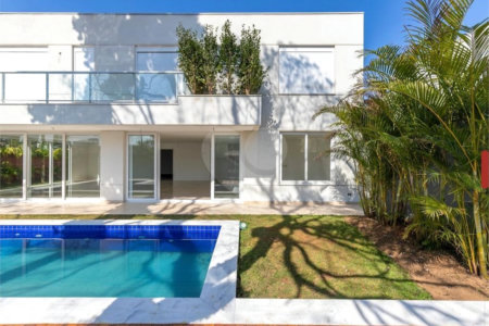Casa à venda com 4 suítes no condomínio Porto Fino, São Paulo - SP