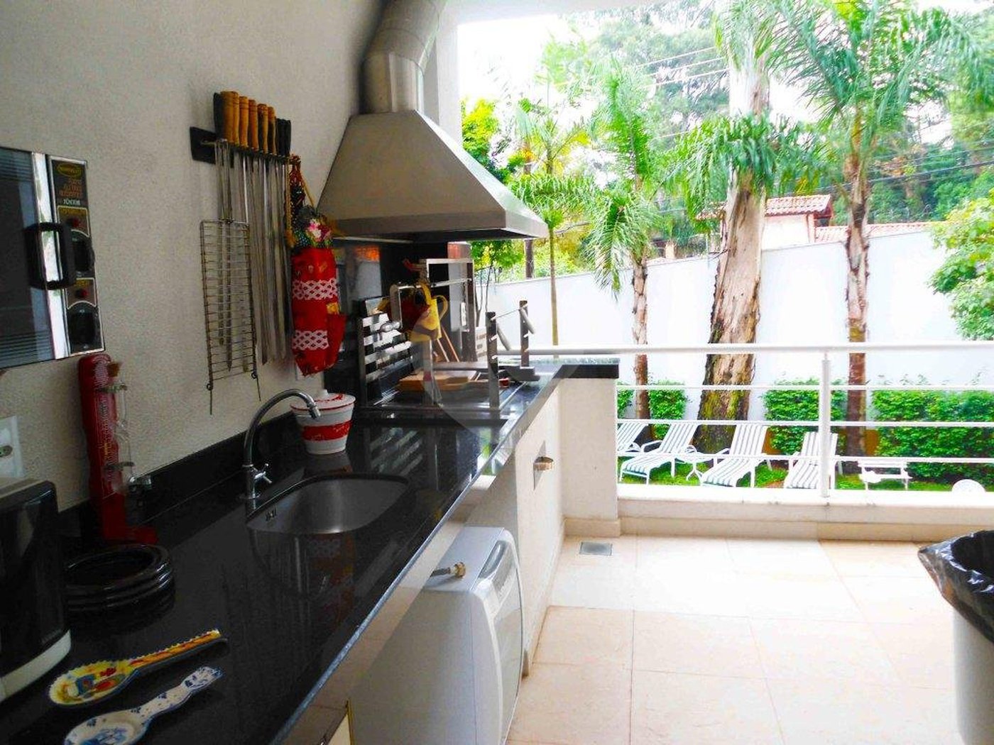 Casa à venda com 4 suítes no condomínio Vila Alba, São Paulo - SP