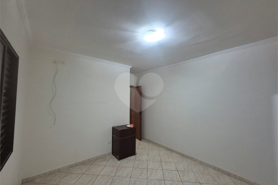 Sobrado à venda com 3 quartos, sendo 1 suíte, em Vila Bonilha, São Paulo, SP