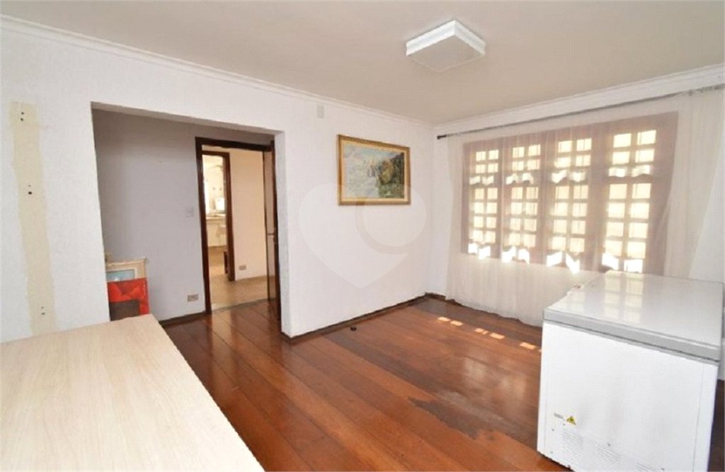 Casa à venda com 5 quartos, sendo 2 suítes, em Vila Galvão, Guarulhos, SP