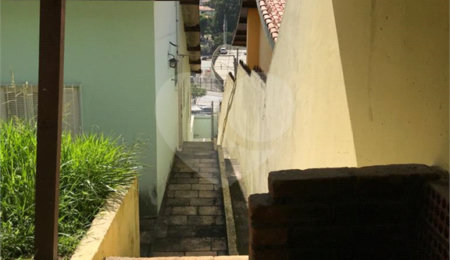 Casa à venda com 3 quartos, sendo 1 suíte,  em Morumbi, São Paulo, SP