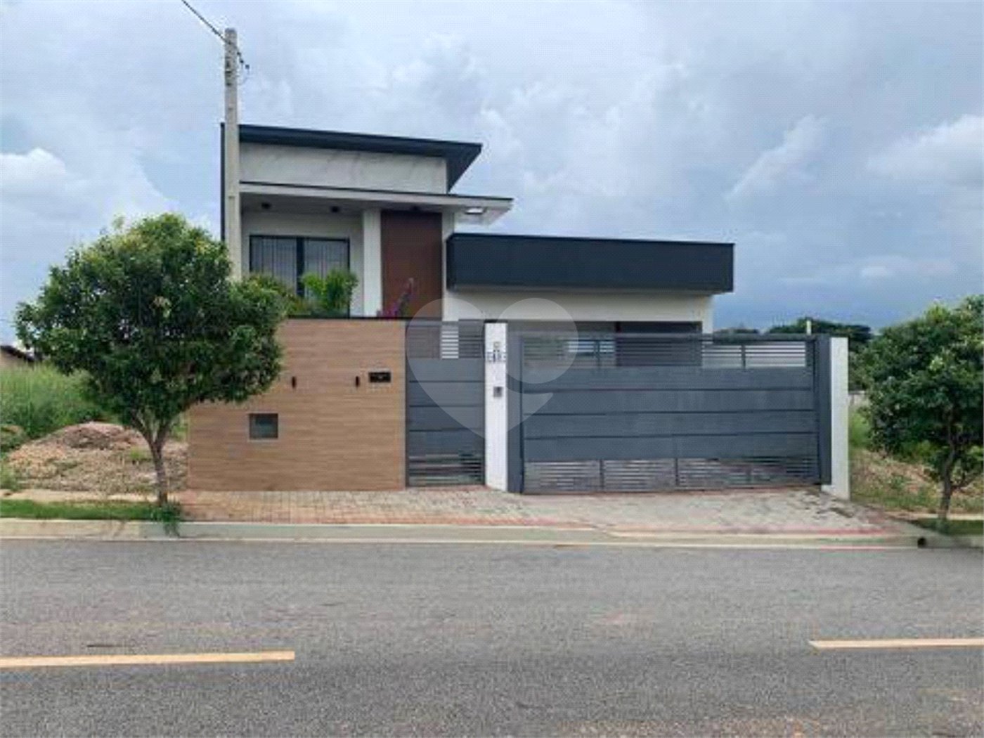 Casa à venda com 2 quartos, sendo 1 suíte, em Pinheirinho, Vinhedo, SP