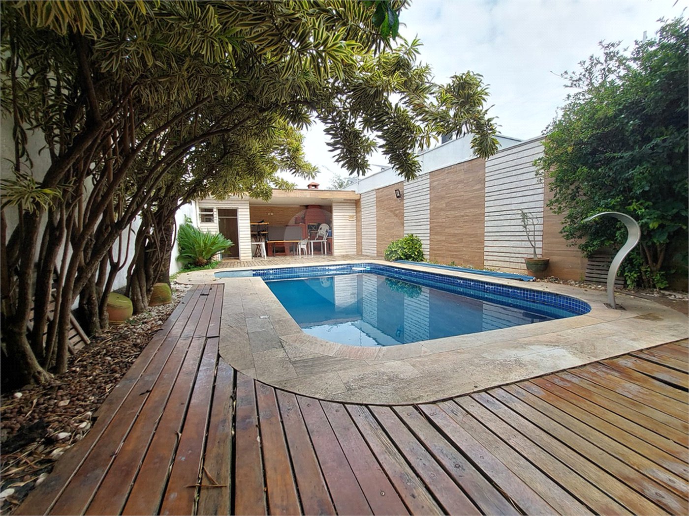 Casa à venda com 4 suítes em Lapa, São Paulo, SP