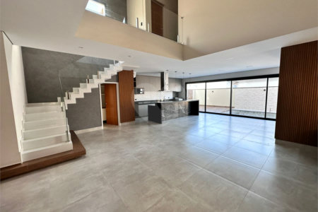 Casa à venda com 3 suítes no condomínio Residencial Central Parque, Salto - SP