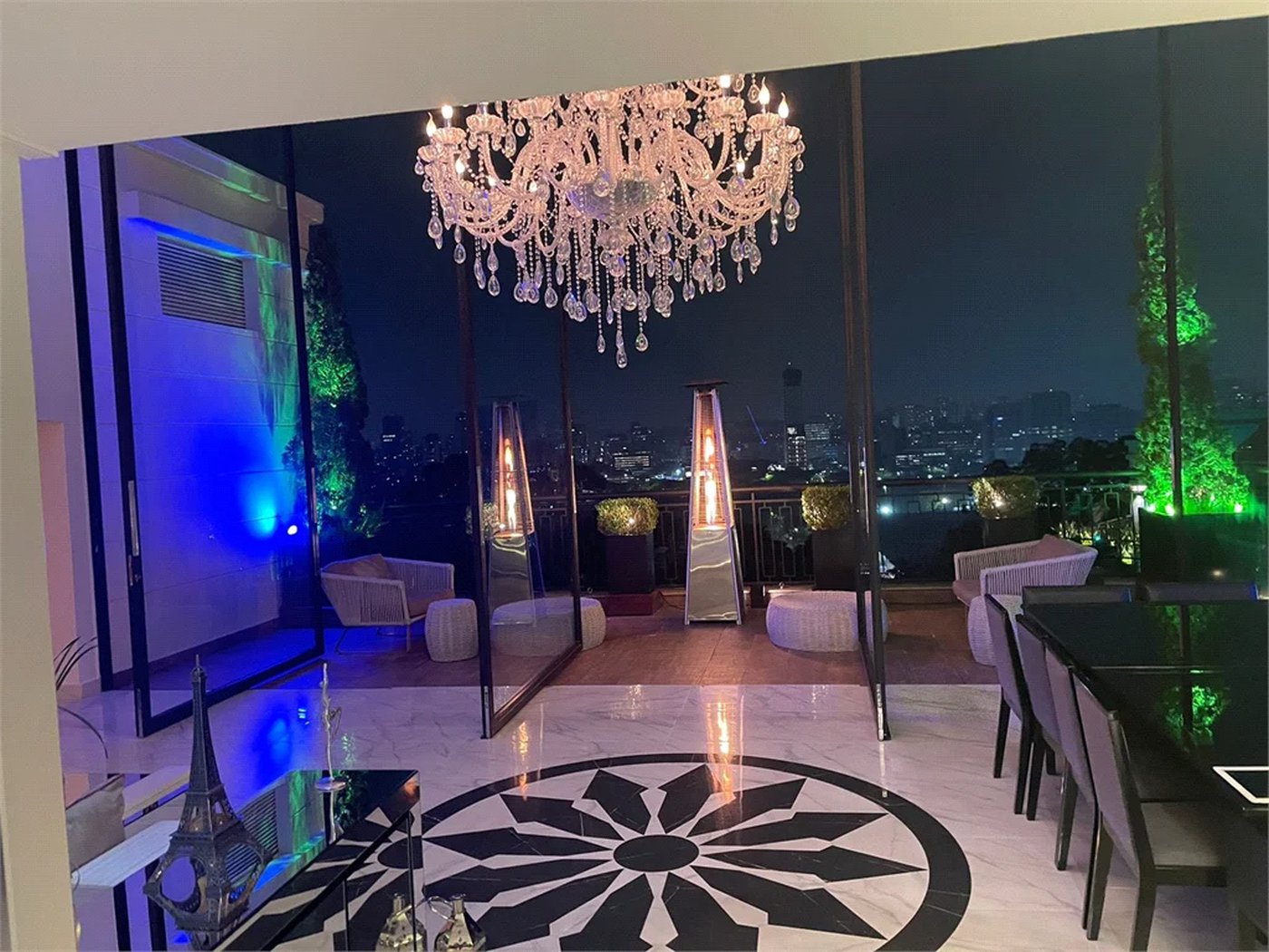 Cobertura à venda com 3 suítes em Jardim Vitória Régia, São Paulo, SP