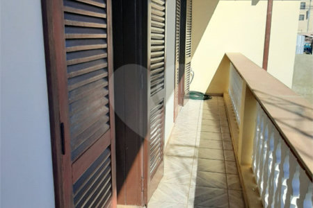 Casa à venda com 3 quartos, sendo 1 suíte, no Centro, Vinhedo, SP