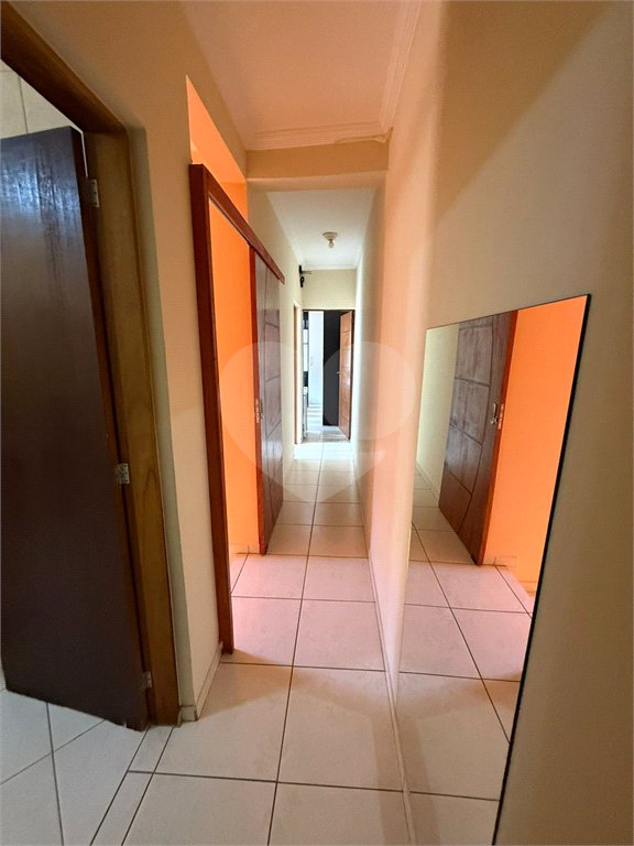 Casa à venda com 3 quartos em Jardim Moraes, Itaquaquecetuba, SP