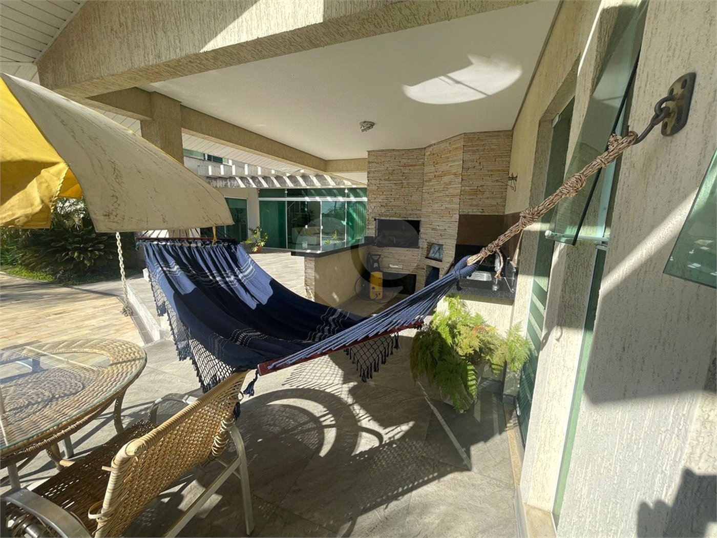 Casa à venda com 4 suítes no condomínio Haras Paineiras, Salto - SP