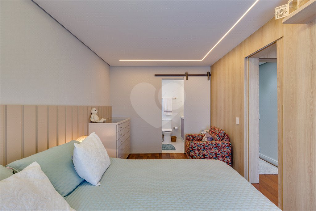Apartamento à venda com 3 quartos, sendo 2 suítes, em Jardim Marajoara, São Paulo, SP
