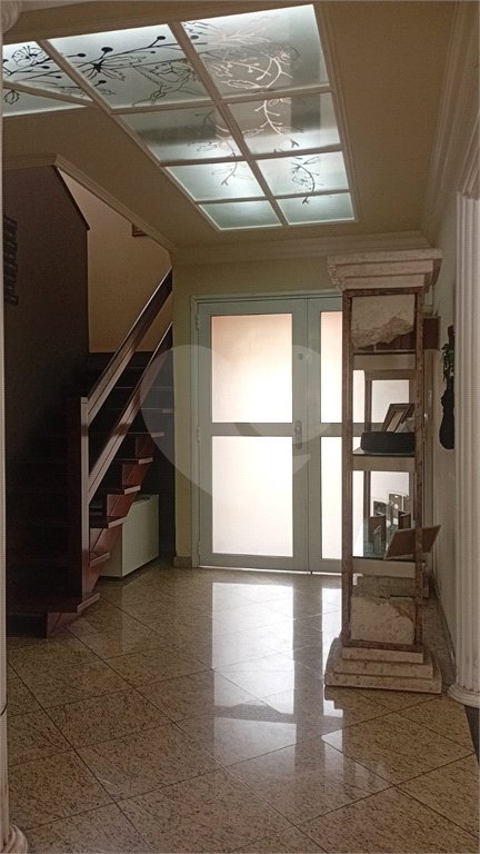 Casa à venda com 4 quartos, sendo 2 suítes, no condomínio Canamari, São Paulo - SP