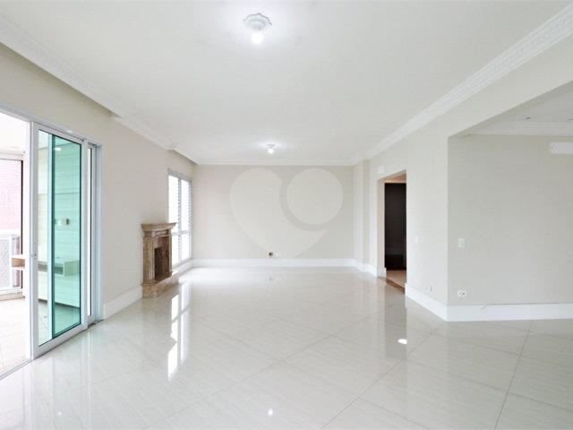 Apartamento à venda com 4 quartos, sendo 3 suítes,  em Santana, São Paulo, SP