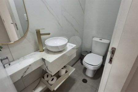 Sobrado para alugar com 3 quartos em Campo Belo, São Paulo, SP