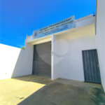 Imóvel disponível para venda com excelente localização e grande potencia, tambèm gerando uma renda passiva todos meses com contrato de aluguel ativo. Salão Comercial Perfeito para quem busca conforto, praticidade e um ótimo investimento
