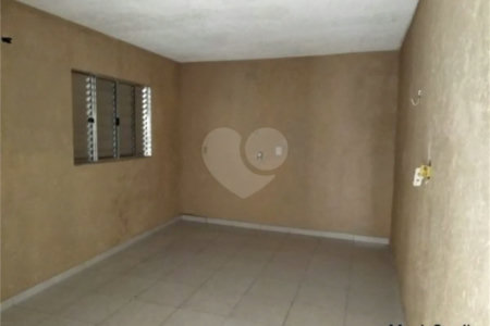 Galpão com 409m² , 10 vagas de garagem , 3 banheiros , 3 salas , à venda na Moóca.