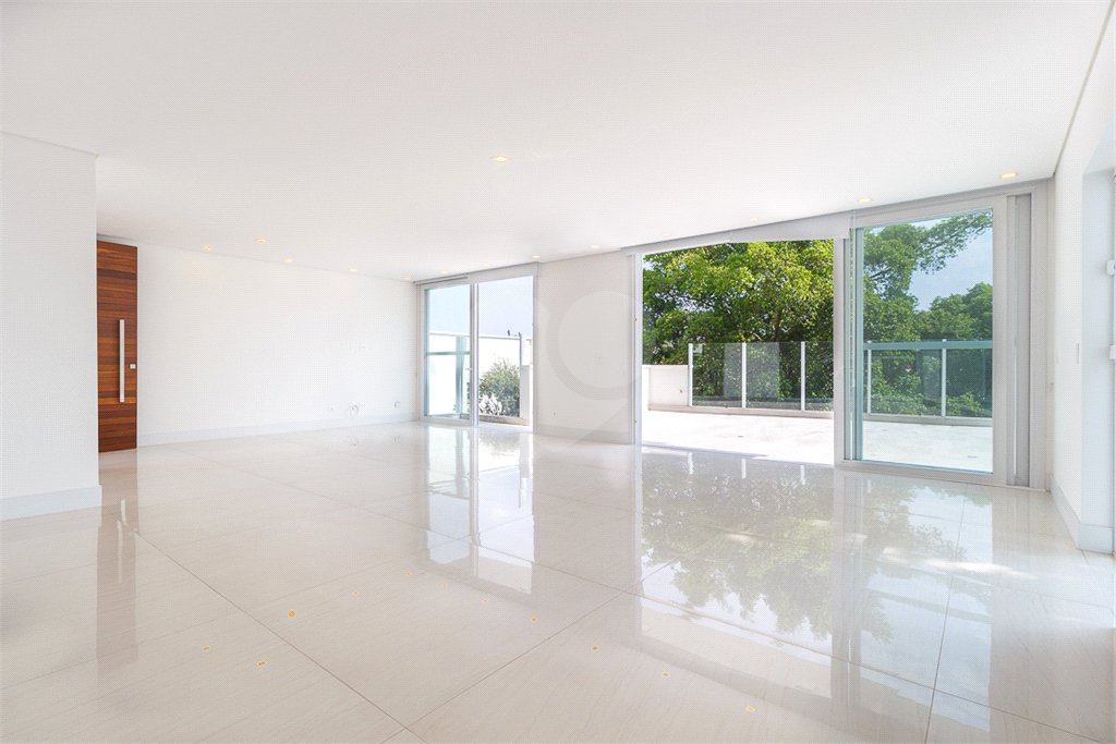 Casa à venda com 4 suítes no condomínio Villagio Quadrifolio, São Paulo - SP