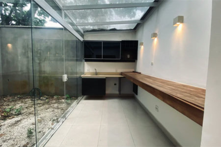 Casa à venda com 3 suítes no condomínio Vilas 2, São Paulo - SP