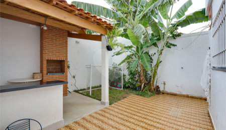 Sobrado à venda com 3 quartos, sendo 1 suíte,  em Chácara Santo Antônio (zona Sul), São Paulo, SP