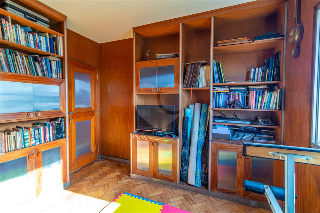 Apartamento à venda com 4 quartos, sendo 1 suíte,  em Brooklin, São Paulo, SP