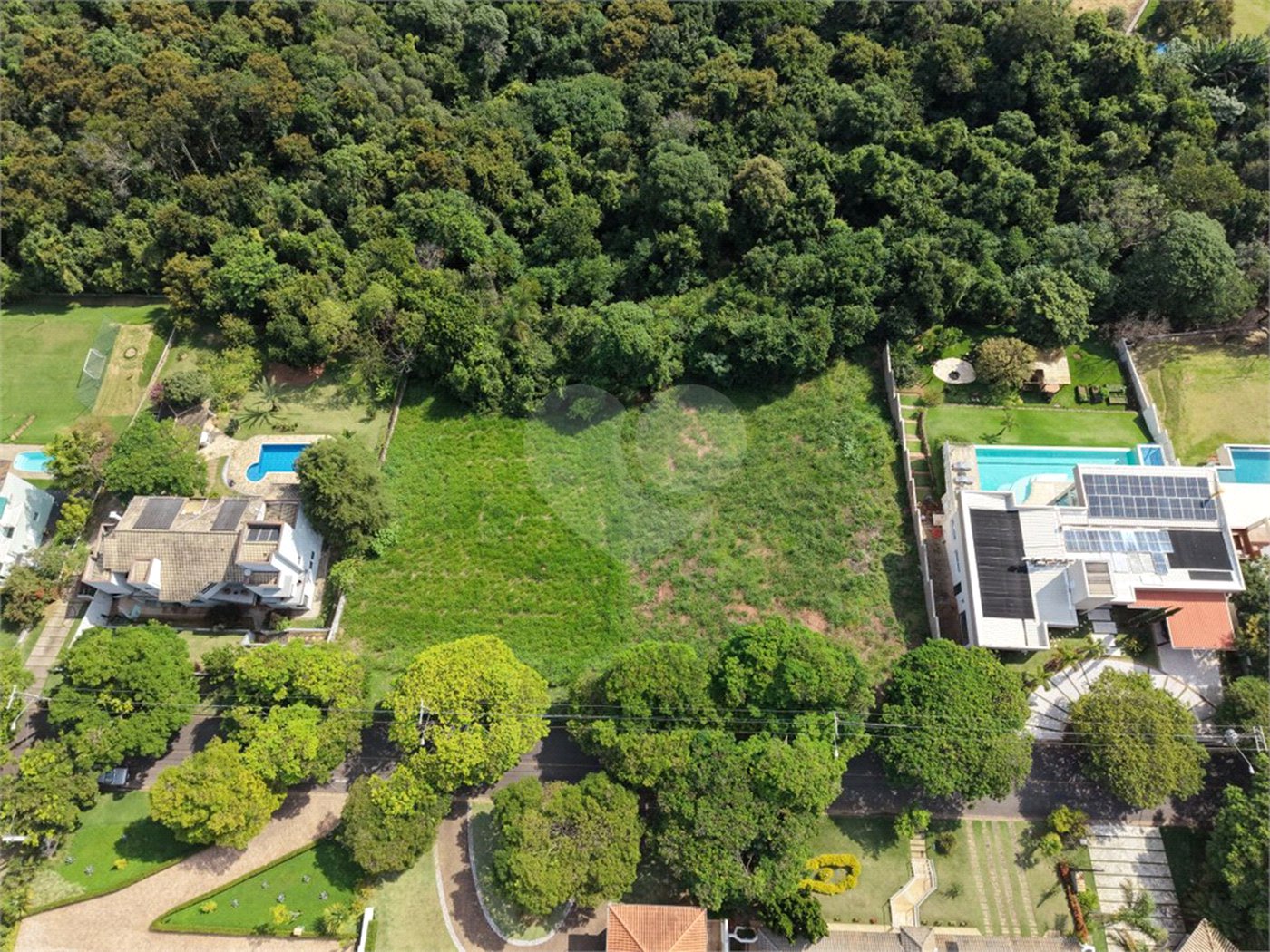 Terreno à venda no condomínio Residencial Jardim Primavera, Louveira - SP
