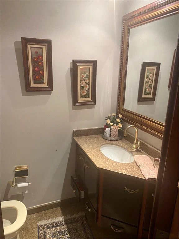 Apartamento à venda com 3 suítes em Jardim Londrina, São Paulo, SP