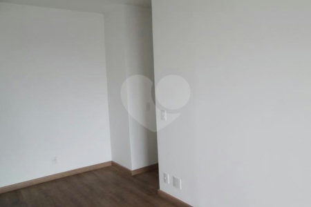 Apartamento para alugar com 2 quartos em Vila Anastácio, São Paulo, SP